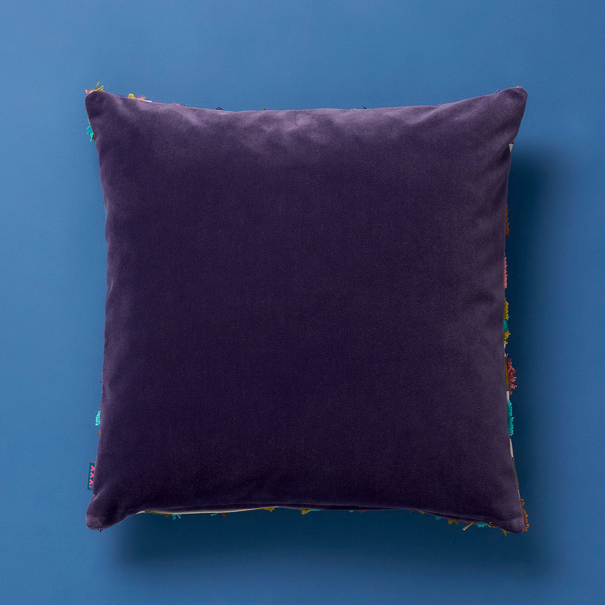 Image 50280343994717 tahaa exotic cushion