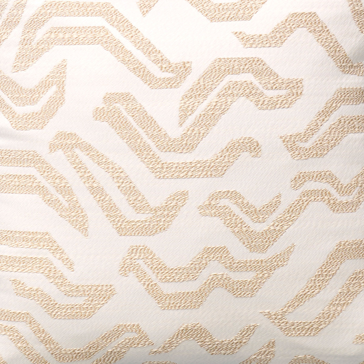 Image 50213260034397 tigris perla cushion