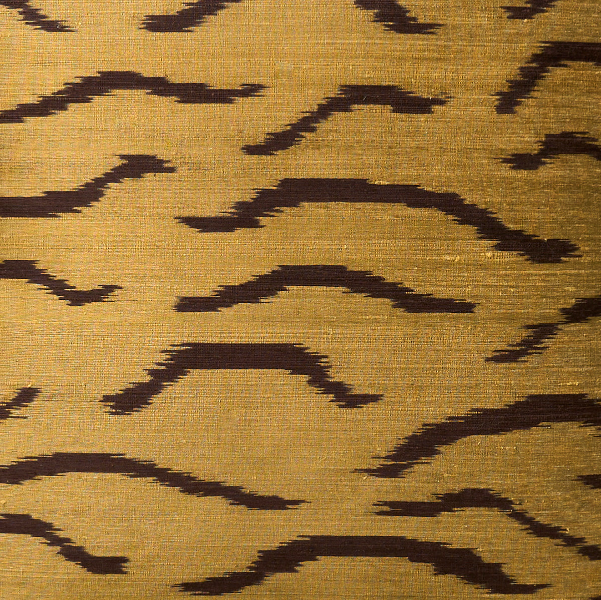 Image 50213212520797 serengeti topaz cushion