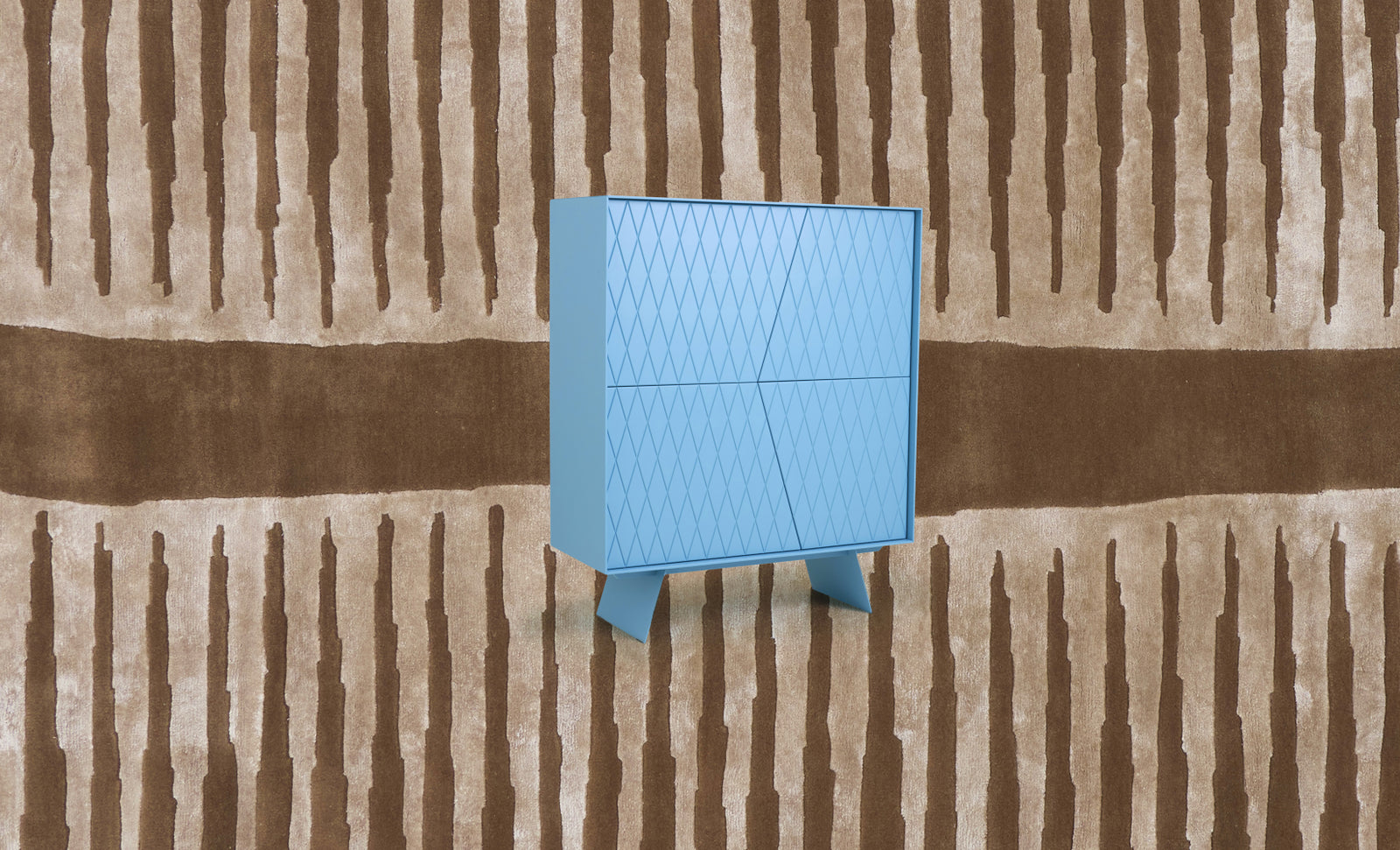 Image 62898075730269 dresser e-klipse & rug fade