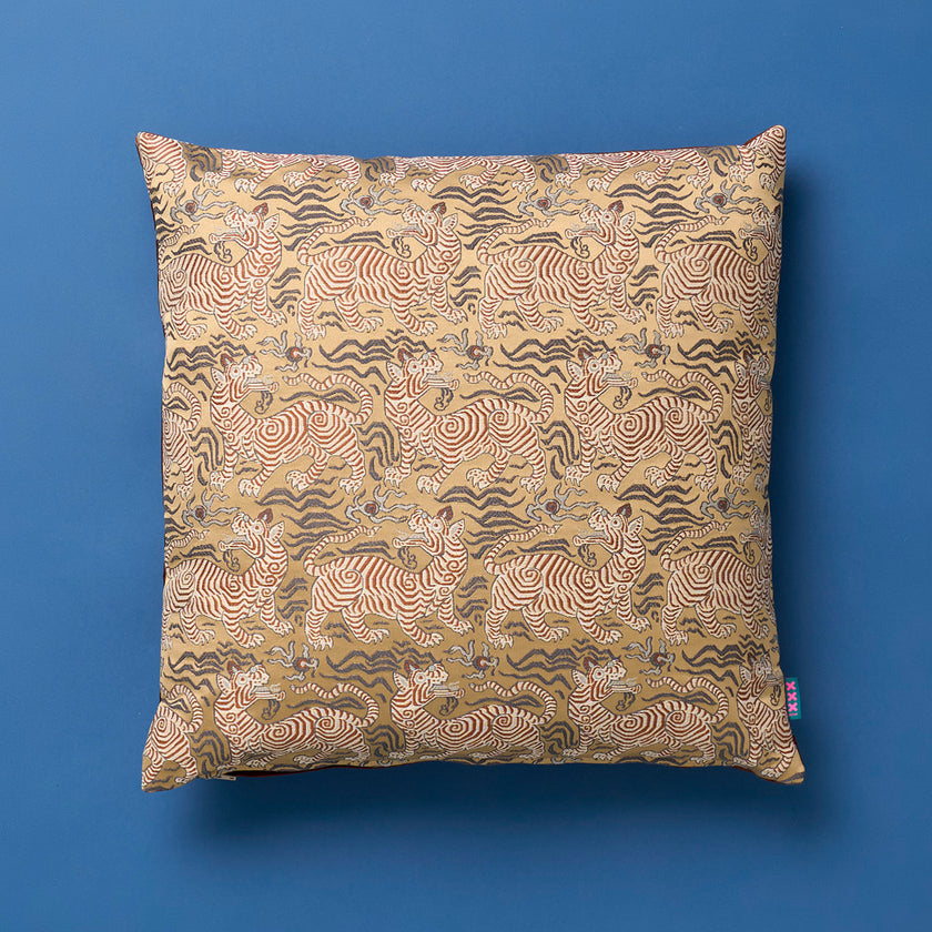 petite tibet antique cushion