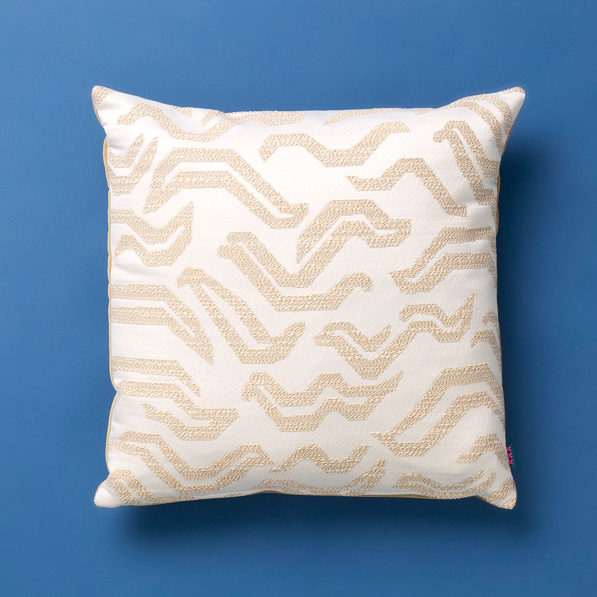 tigris perla cushion